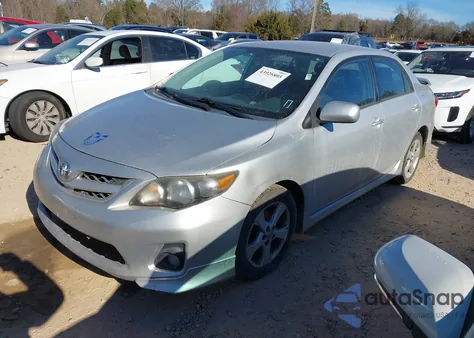 2013 Toyota Corolla S z USA, uszkodzony, nr VIN 2T1BU4EE5DC114824